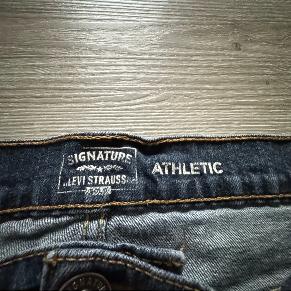 Signature by Levi Strauss&Co Athletic Fit Jeans 46/30 Dark Blue (no size tag) 2 - Picture 4 of 7